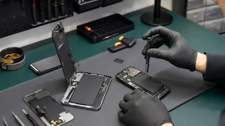 Phone Battery Warning Signs You Should Not Ignore